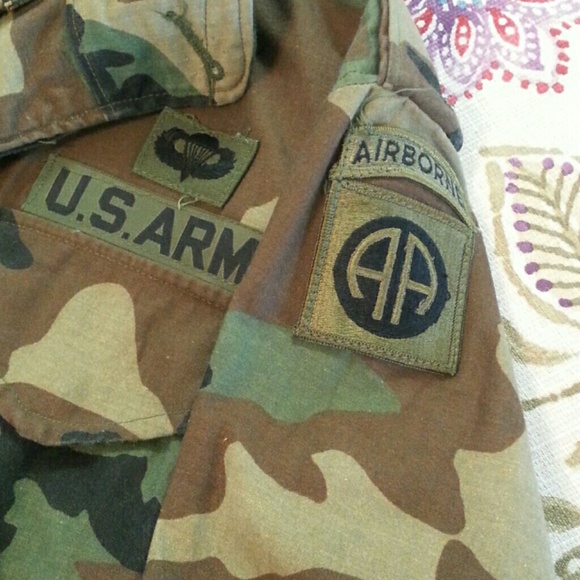 Vintage Army Field Jacket - Picture 2 of 3